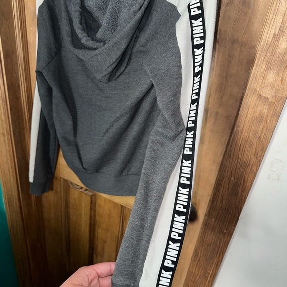 Victoria’s Secret Pink Hoodie✨ - Picture 4 of 6